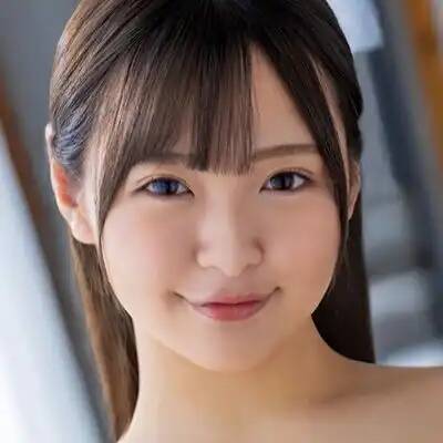 冈本莉里